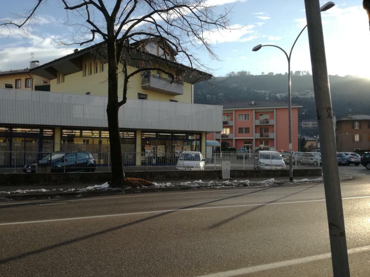 Ca Delle Rose Appartement Rovereto  Buitenkant foto