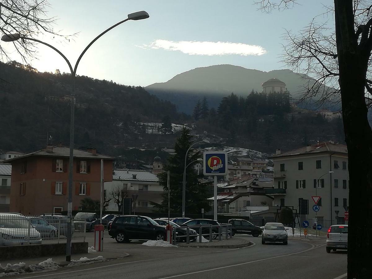 Ca Delle Rose Appartement Rovereto  Buitenkant foto