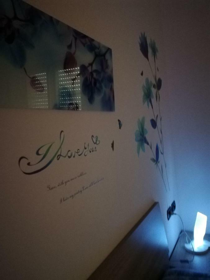 Ca Delle Rose Appartement Rovereto  Buitenkant foto